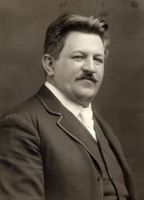 Ferdinand  Leicht